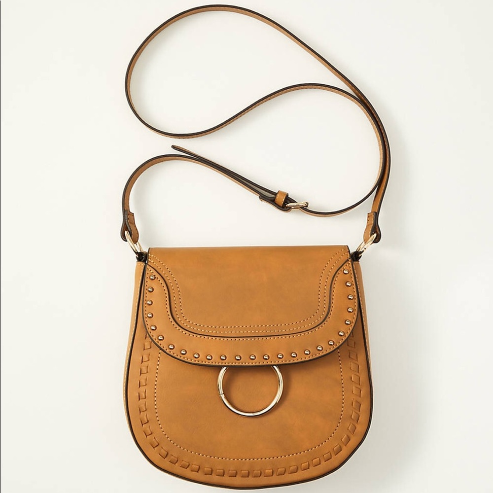 ‼️SOLD‼️Gorgeous Camel Studded Crossbody Bag - Picture 1 of 7